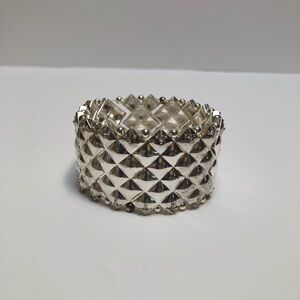 3/$20 Silver Tone Stretchy Bracelet EUC
